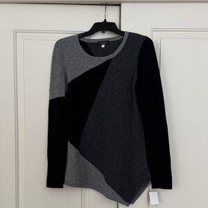 Forte Cashmere Women's Geometric Black and Gray Sweater